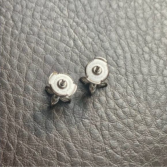 Authentic Tiffany&Co Small Victoria Earrings - Picture 3 of 5